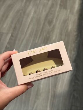 Emi Jay Big Effing Clip